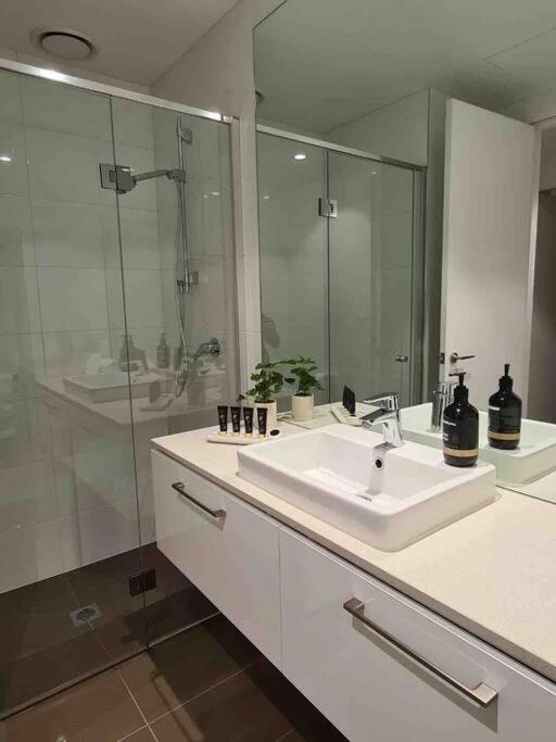 Lux 3 Bedroom Apartment In Southbank Melbourne City Exterior foto